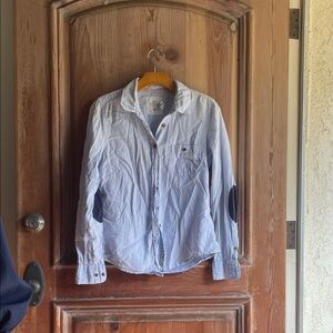 H&M Light Blue Casual Shirt with elbow patches. Super cute! Not sure about size